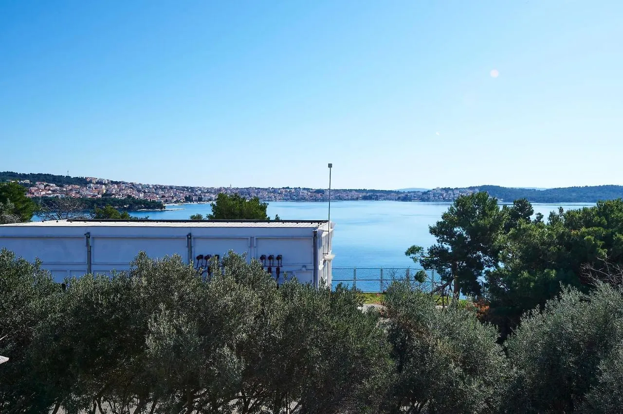 Tinel Apartment Trogir