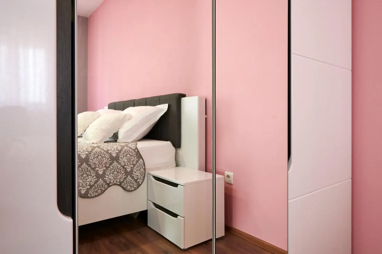 Tinel Apartment Trogir