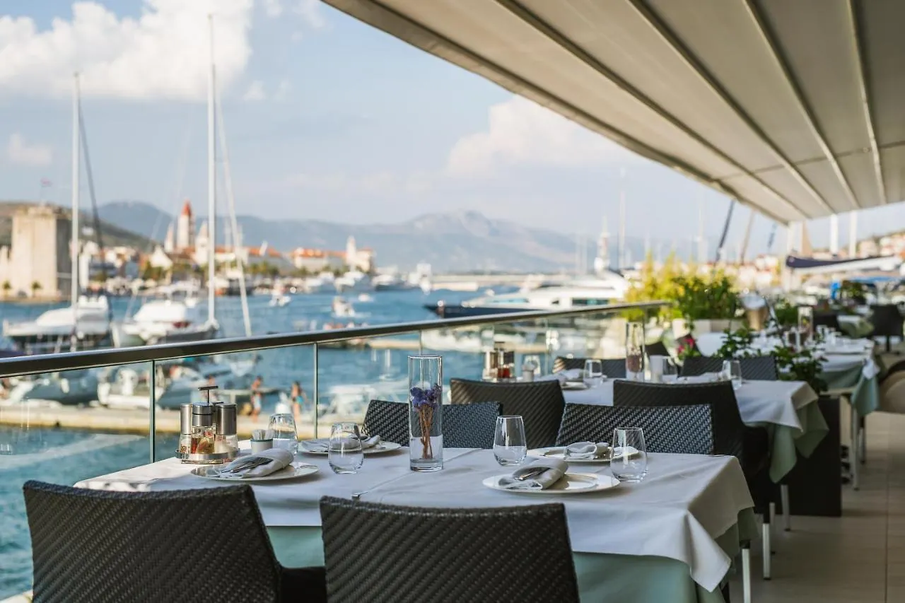 Tinel Apartment Trogir